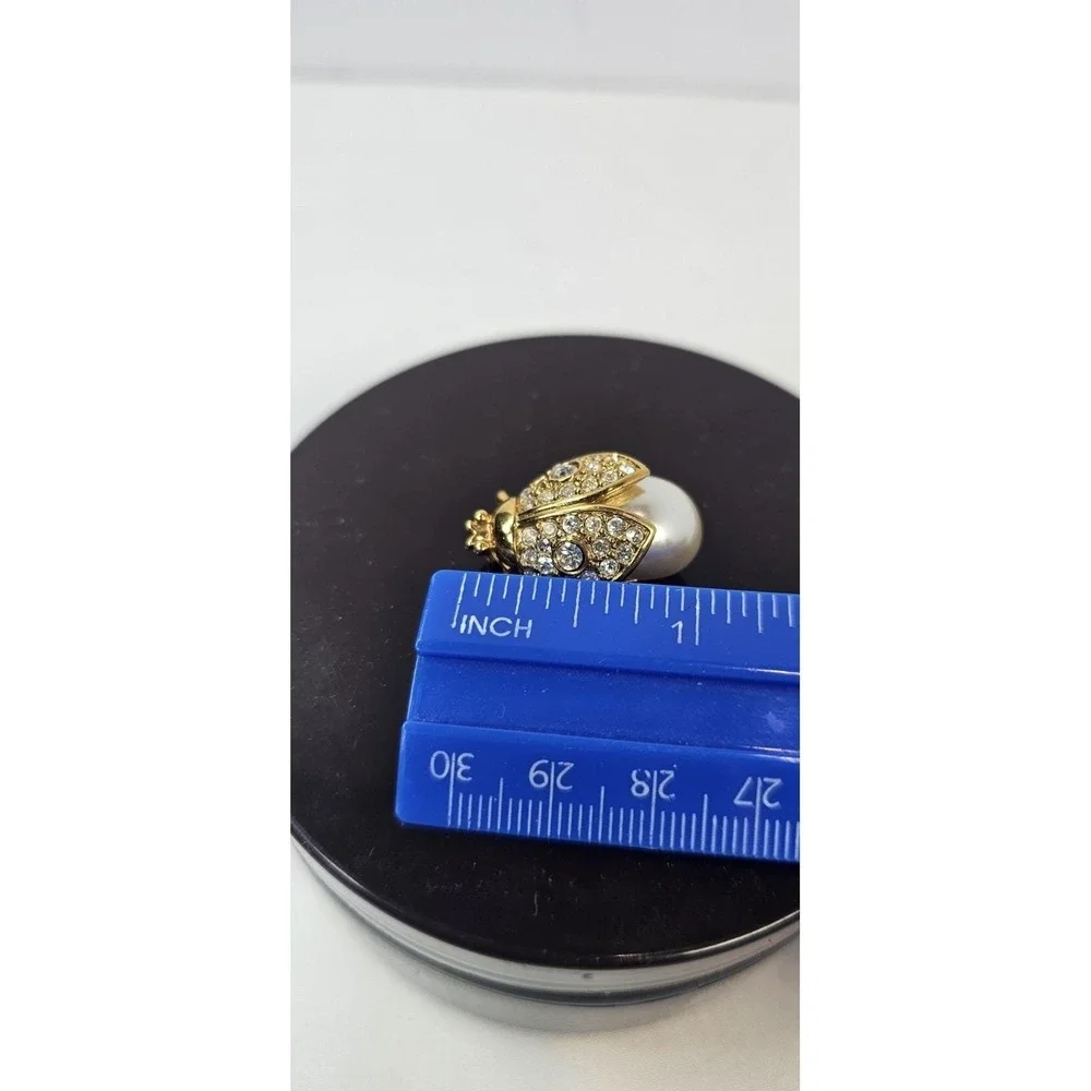 Napier Brooch Pin Ladybug Insect‎ Clear Glass Rhinestones Faux Pearl Body Mini